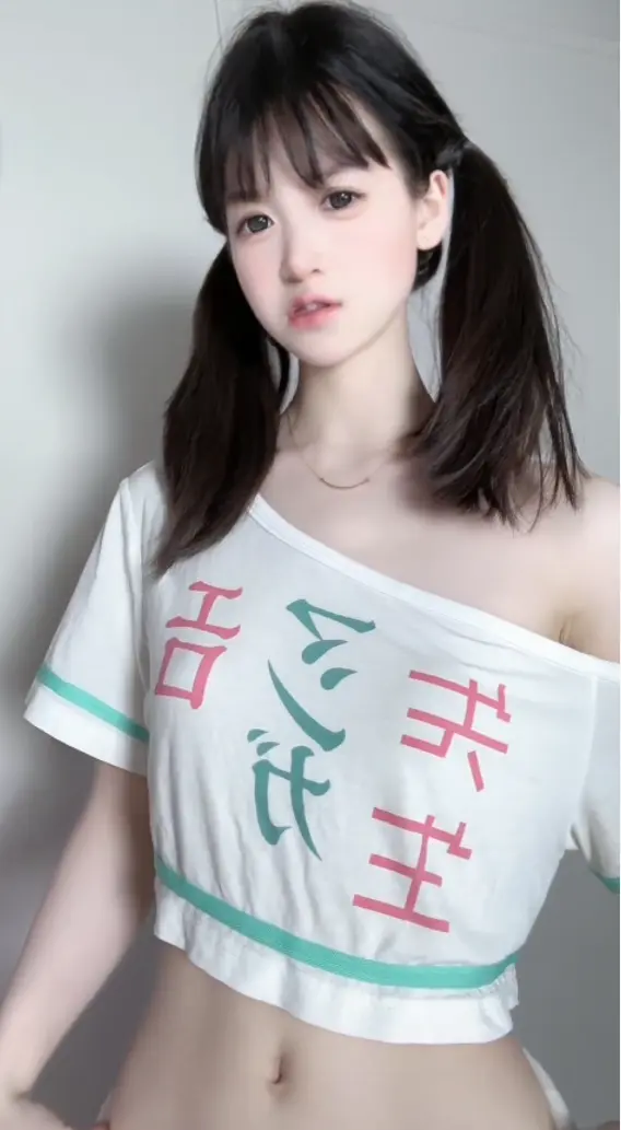 《萌小栖》萌系写真全集-4K超清未删减-会员私享资源-内嵌字幕百度网盘下载